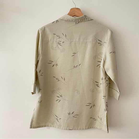 Vintage floral button up blouse - Picture 2 of 7